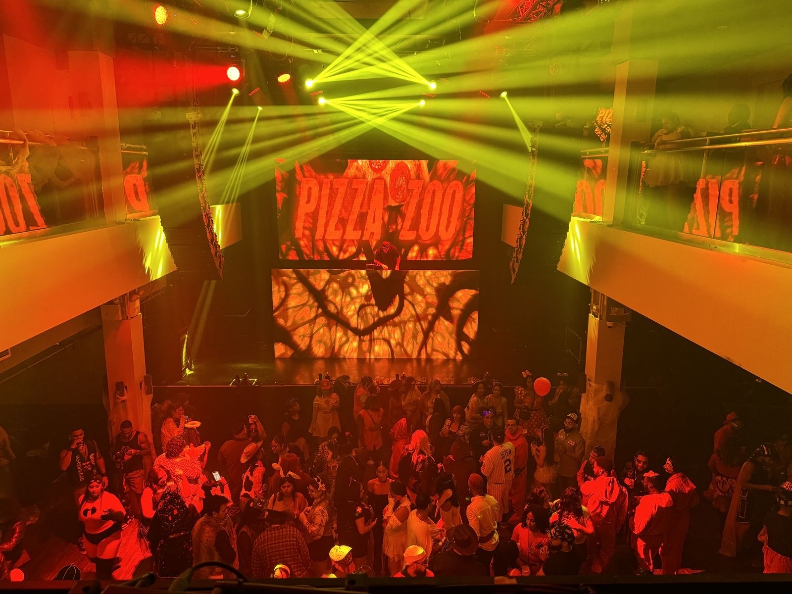 KLAV Nightlife